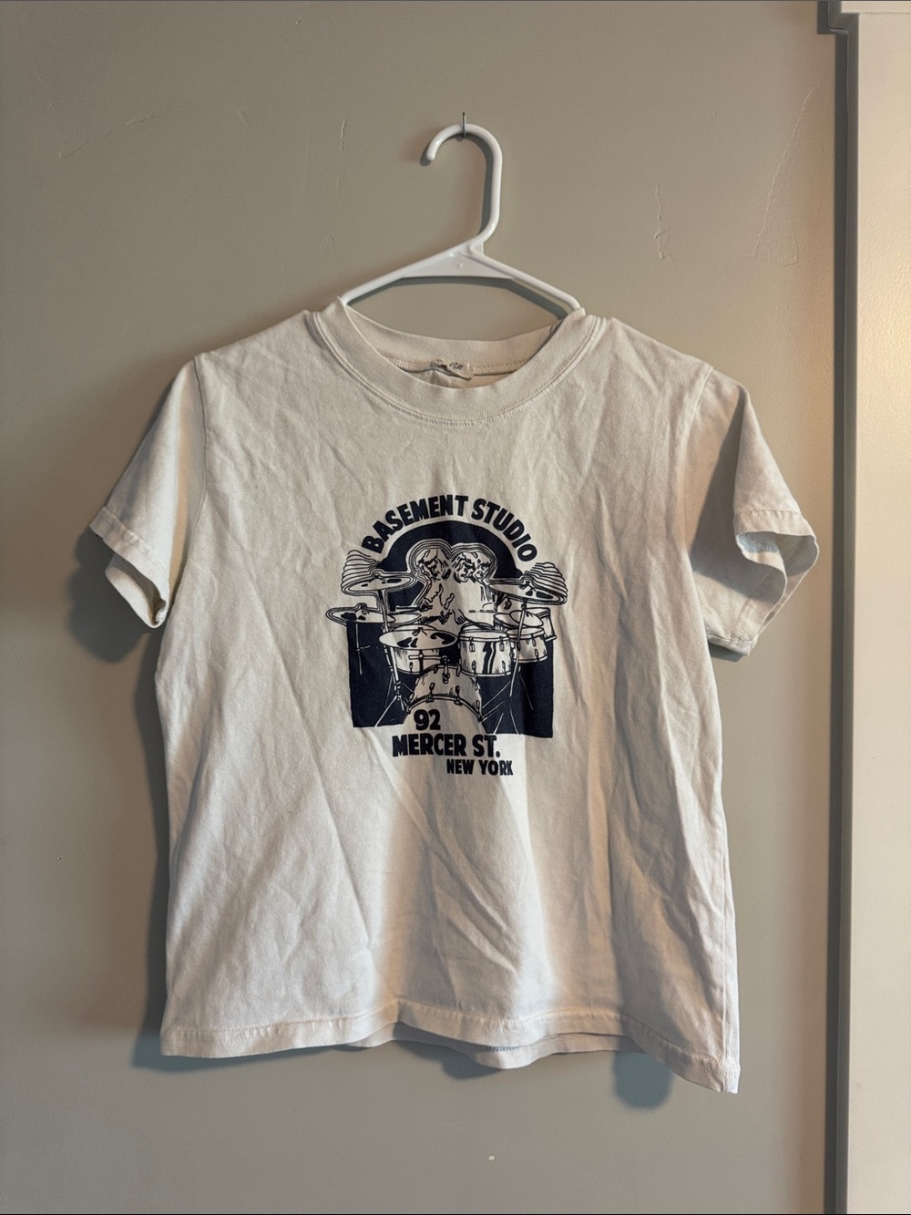 Brandy Melville White Graphic Short Sleeve Tee with Navy Print